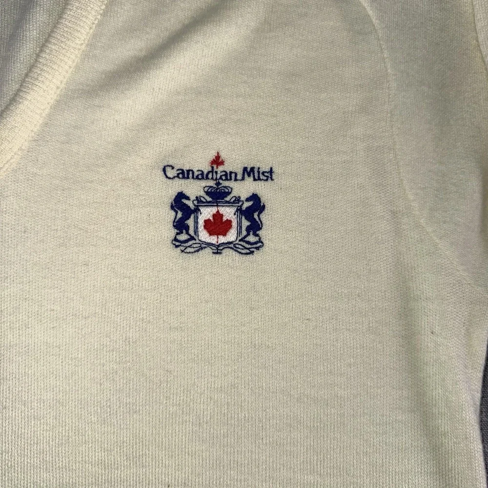 Vintage Logo 7 Sweater Mens Medium White V Neck Canadian Mist Logo Knit USA